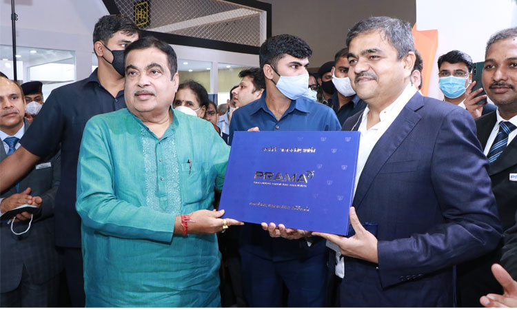 Shri Nitin Gadkari, Union Minister of Roads, Transport and Highways along with Ashish P Dhakan released the special Coffee Table book on PRAMA India on 26th October 2021